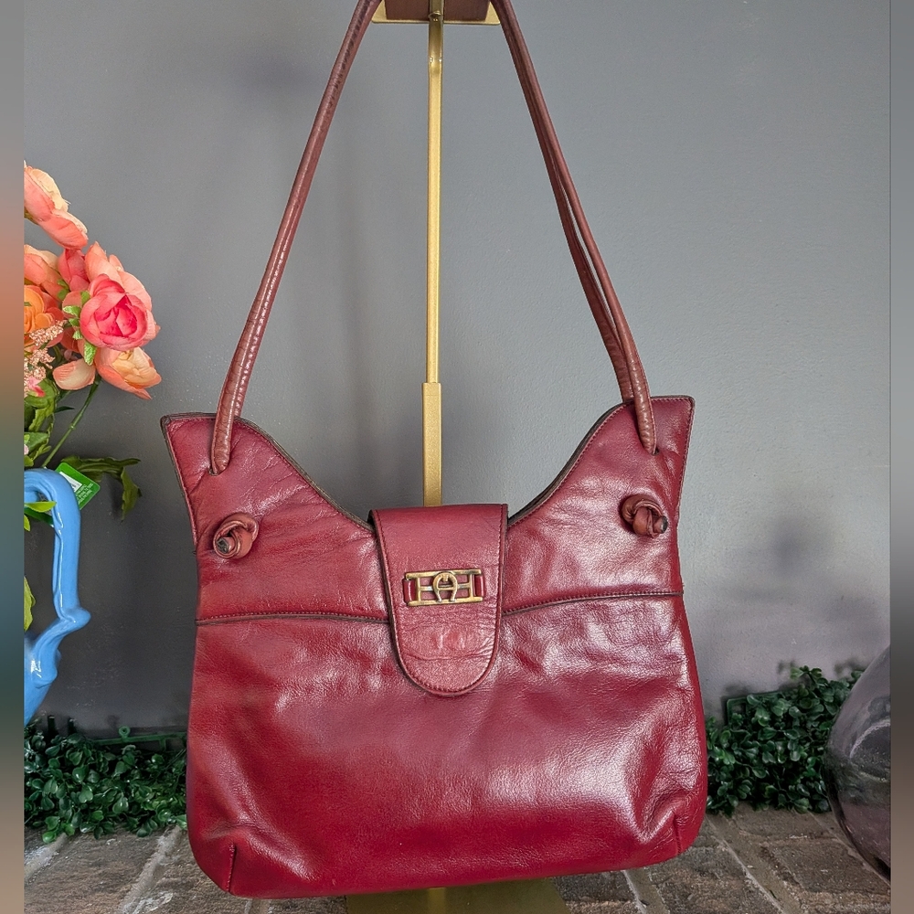 Etienne Aigner Vintage Burgundy Leather Shoulder Bag